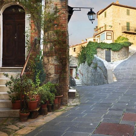مبيت وإفطار سارتيانو Palazzo Pio III - Residenza D'Epoca المظهر الخارجي الصورة