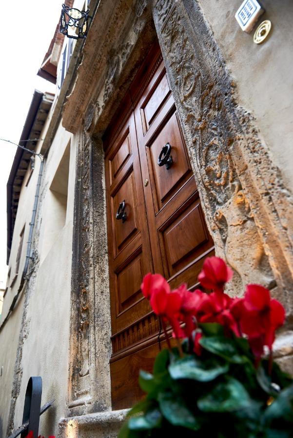 مبيت وإفطار سارتيانو Palazzo Pio III - Residenza D'Epoca المظهر الخارجي الصورة